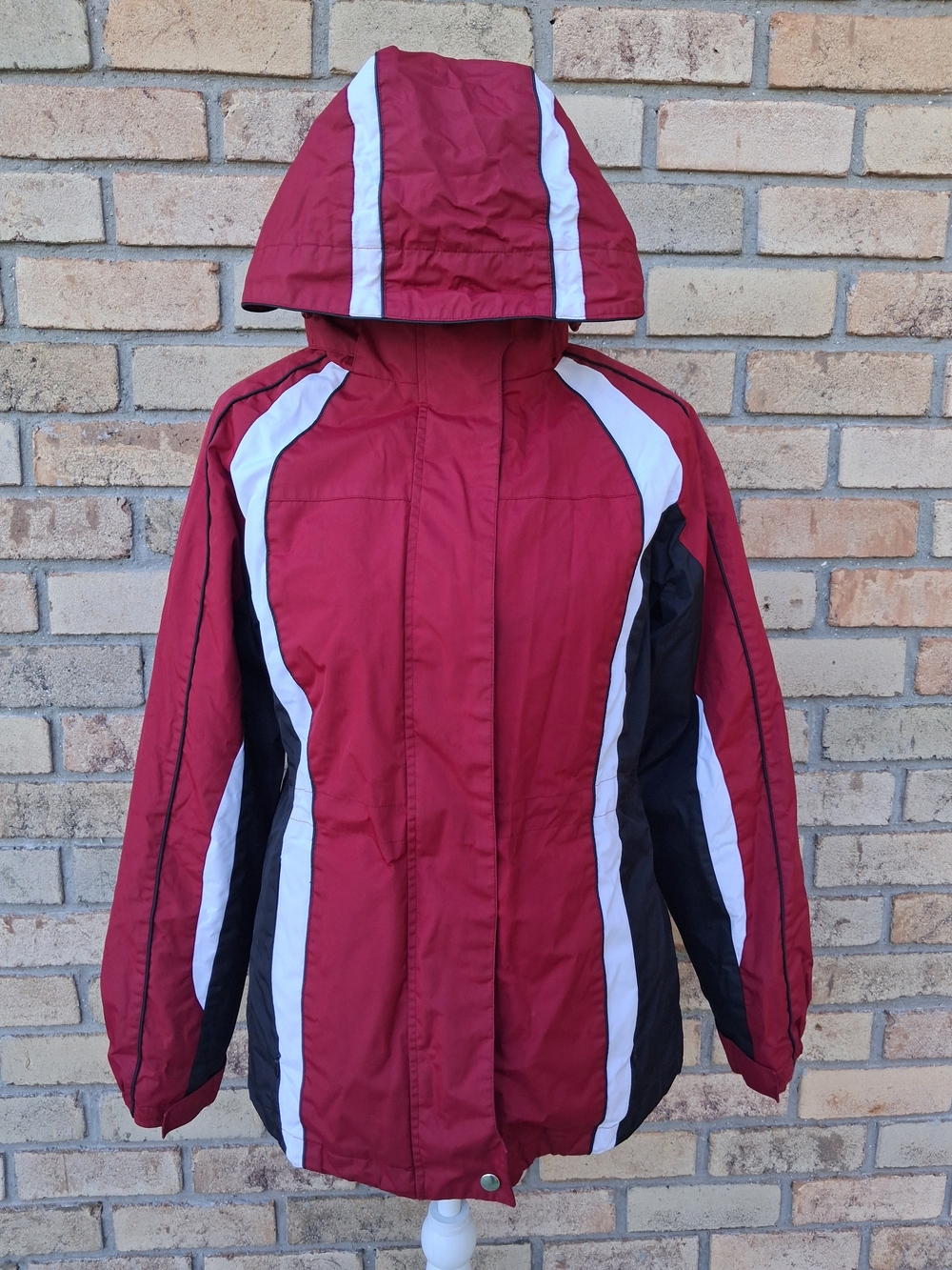 Ladies Faded Glory Red Hooded Winter Jacket with Zip Out Lining - 3-in-1. Med.